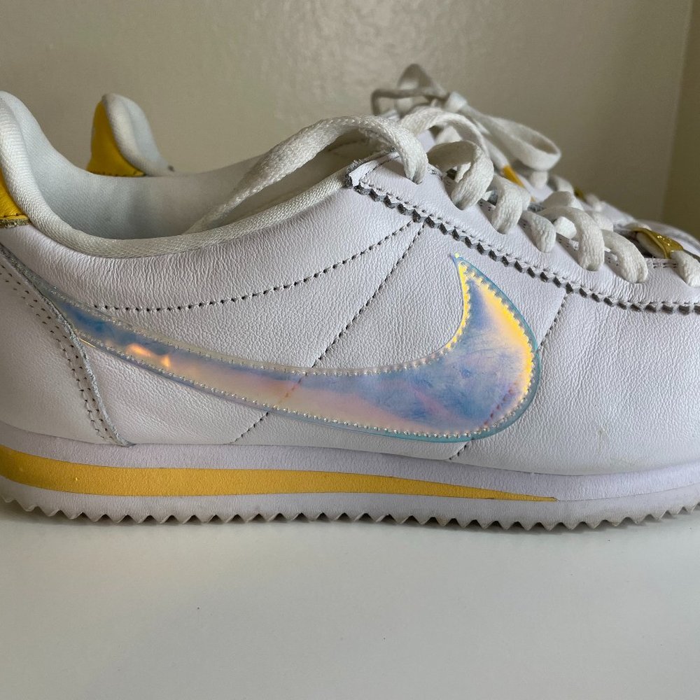 Nike Cortez in Topaz